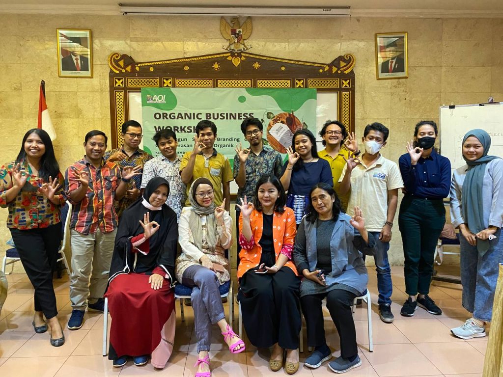 Pelatihan Branding dan Packaging Produk Organik