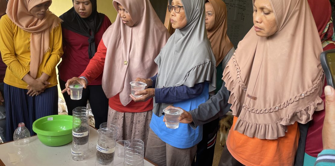Pelatihan Ekologi Tanah di Wonogiri